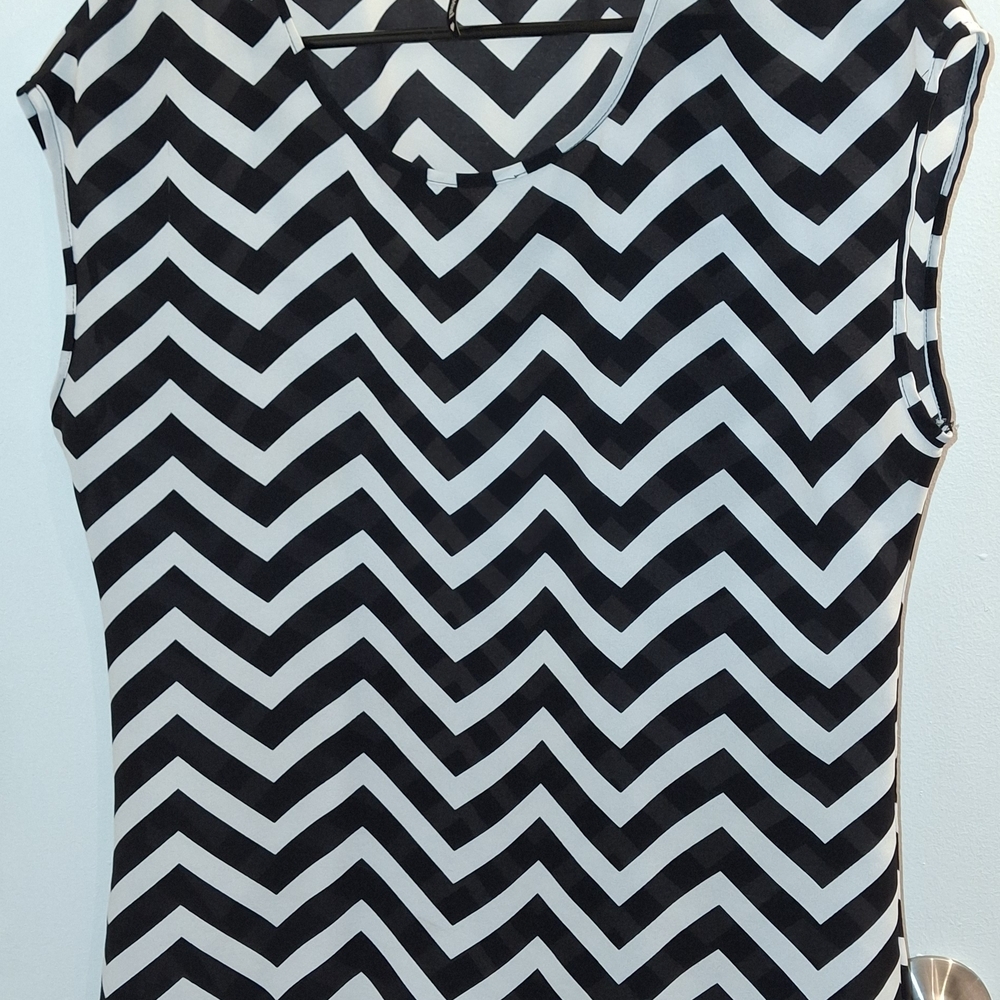 Heart Soul Black and White Chevron Blouse